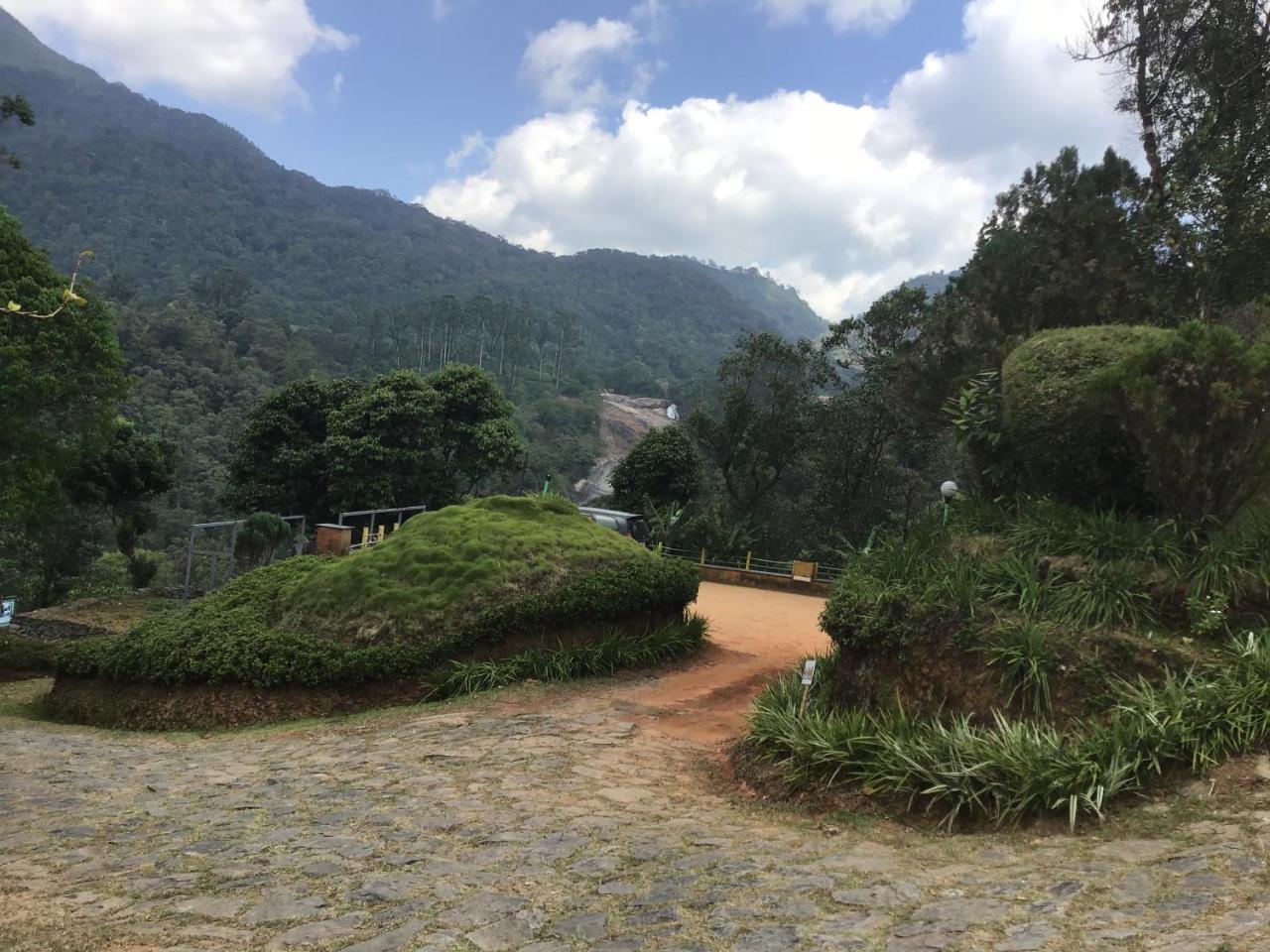 Wild Elephant Eco Friendly Resort Munnar Exterior foto